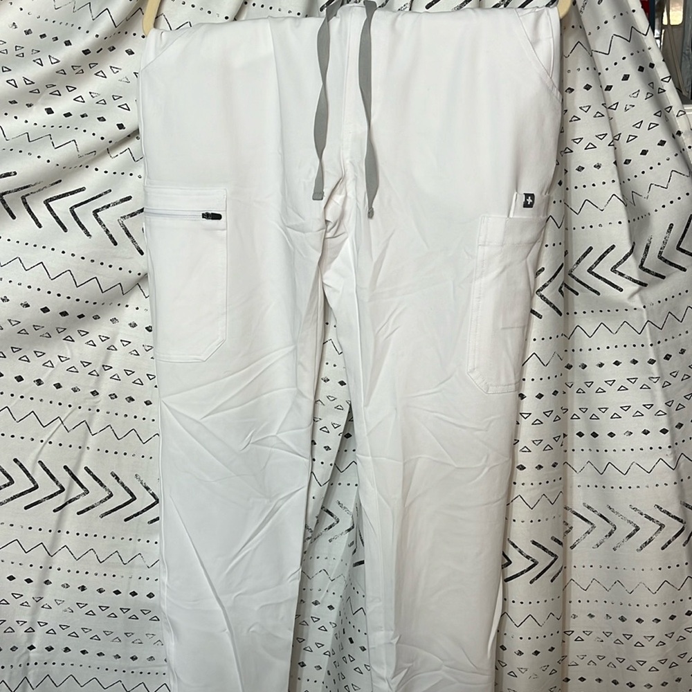 FIGS Yola Skinny Scrub Pants - White